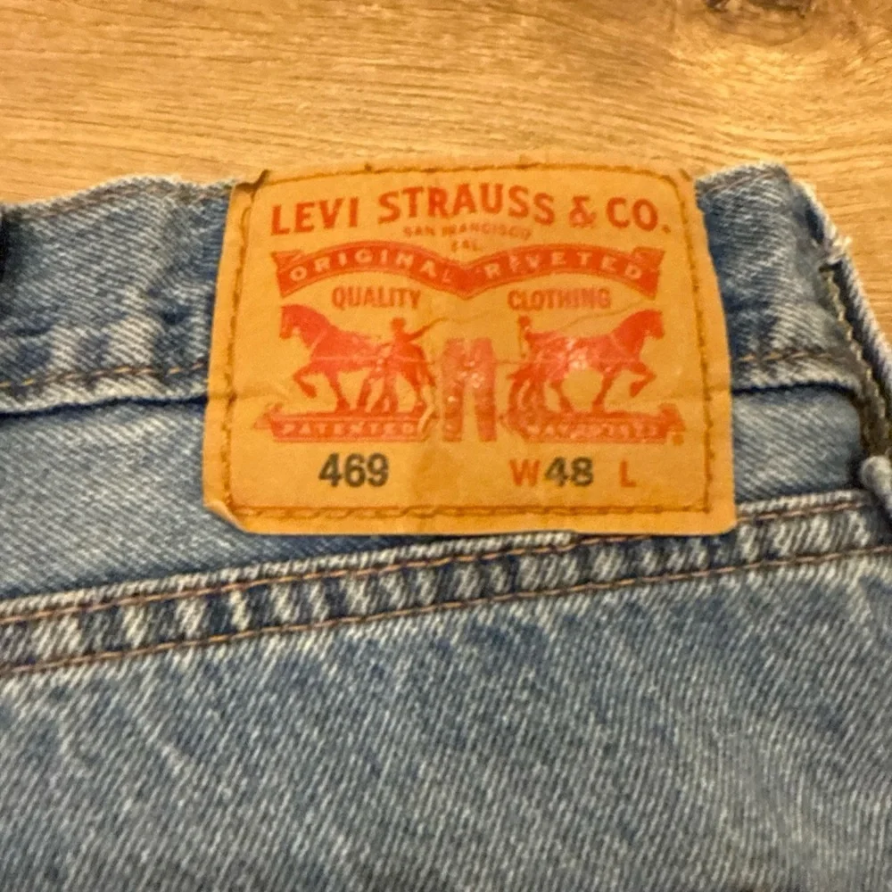 Levi's 469 Loose Fit Denim Shorts Men’s Size 48 Y2K 90s Jorts